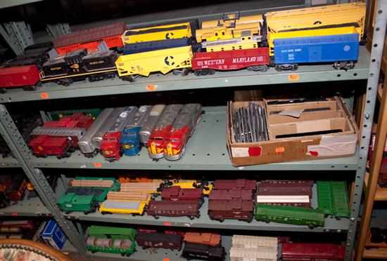 Appraisal: Large assortment of diesel locomotives and rolling stocker makers include