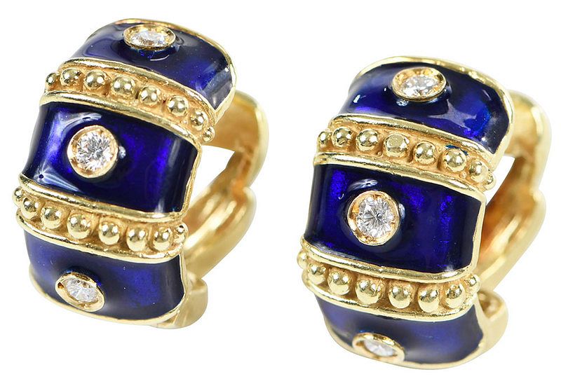 Appraisal: kt Diamond and Enamel Earrings huggie style each with three