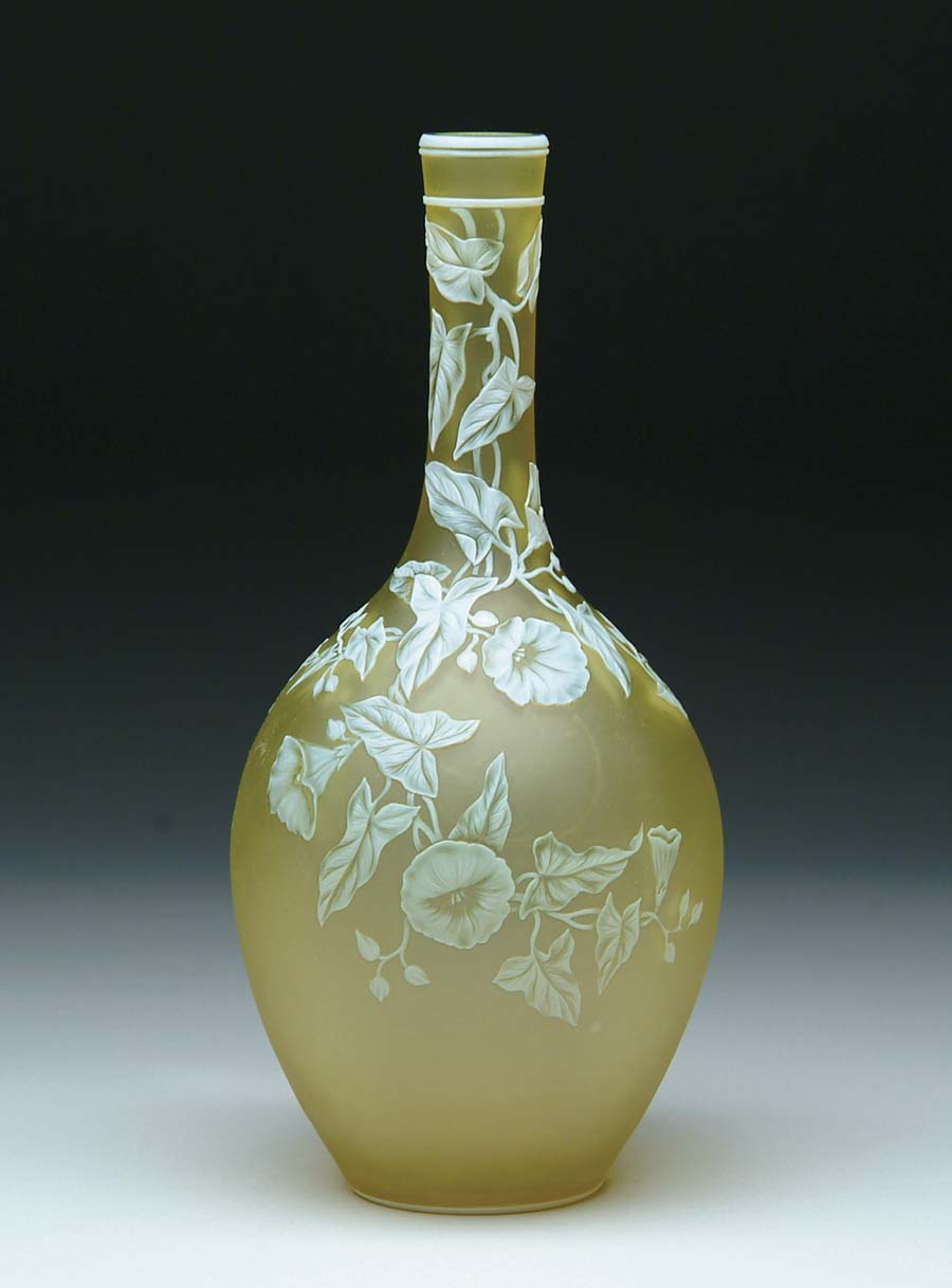 Appraisal: WEBB CAMEO VASE Beautiful Webb vase has white cameo bellflowers