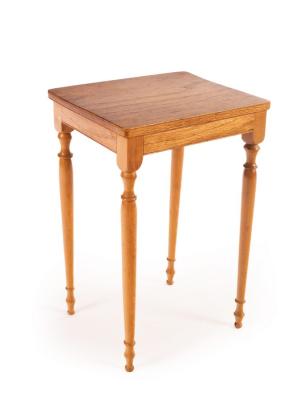 Appraisal: Peter Evans died a small oak occasional table the rectangular