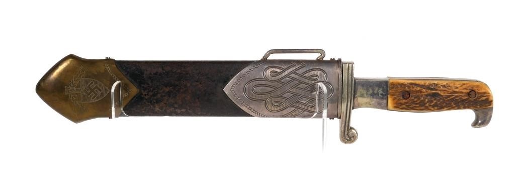 Appraisal: German Nazi RAD Subordinate hewer dagger Blade measures The knife