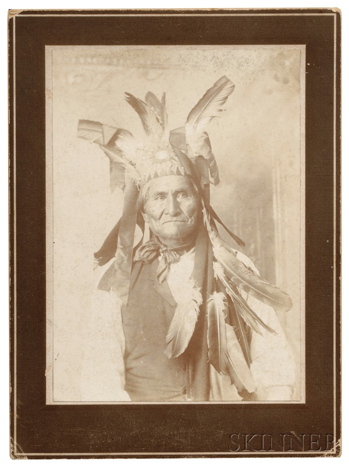 Appraisal: Photograph of Geronimo written on back in period ink Geronimo