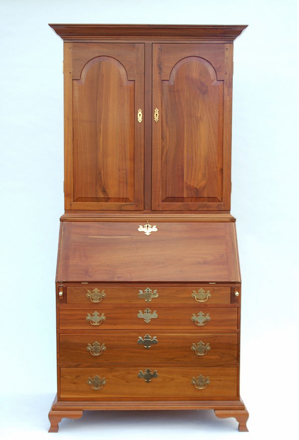 Appraisal: Secretary desk Two part Top with two blind doors with