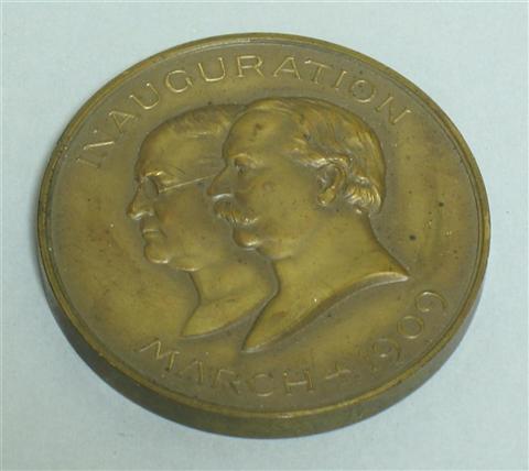 Appraisal: WILLIAM HOWARD TAFT BRONZE INAUGURAL MEDAL Official inaugural medal from