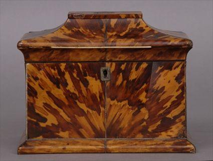 Appraisal: REGENCY PEWTER-INLAID TORTOISESHELL TEA CADDY The hinged lid with raised