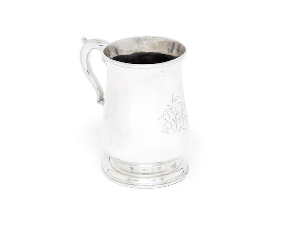 Appraisal: A George III silver mug by John Dare London Baluster