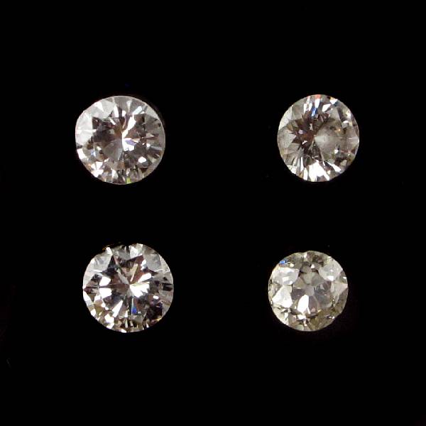 Appraisal: A collection of four unmounted circular-cut diamonds weighing in total