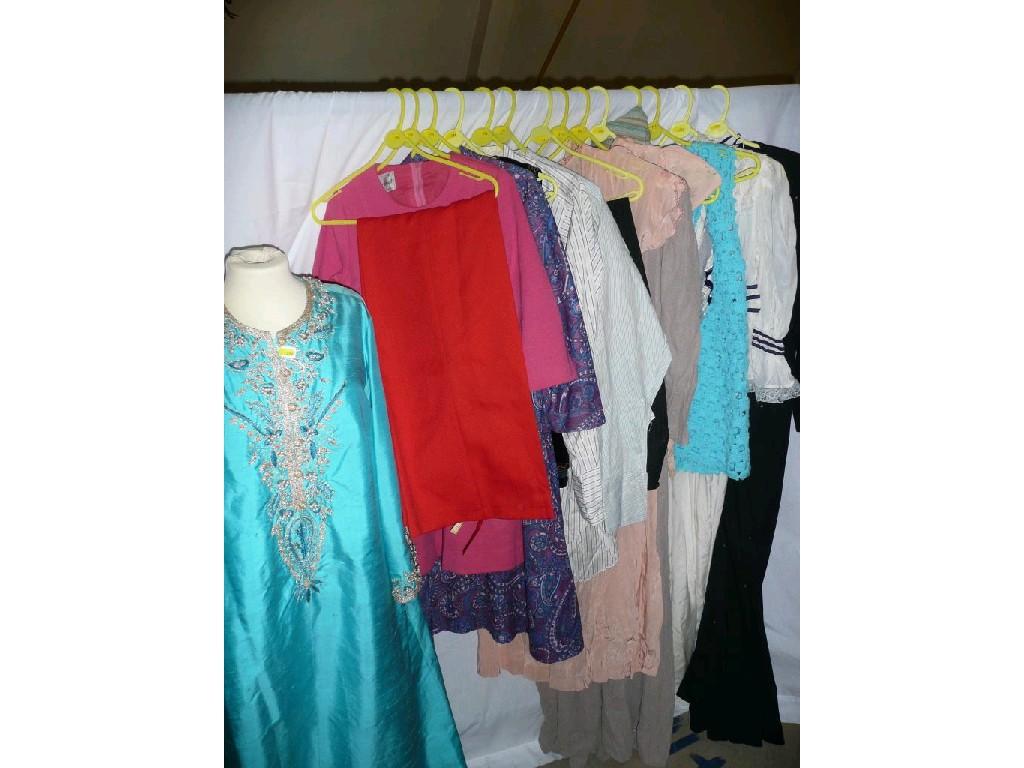 Appraisal: A quantity of vintage costume including 's nightdress and child's