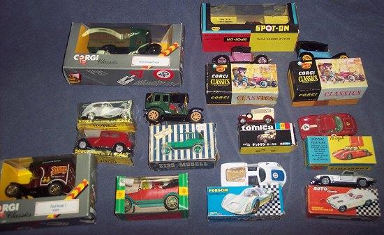 Appraisal: Spot-on No Mercedes SL and quantity of other Corgi boxed