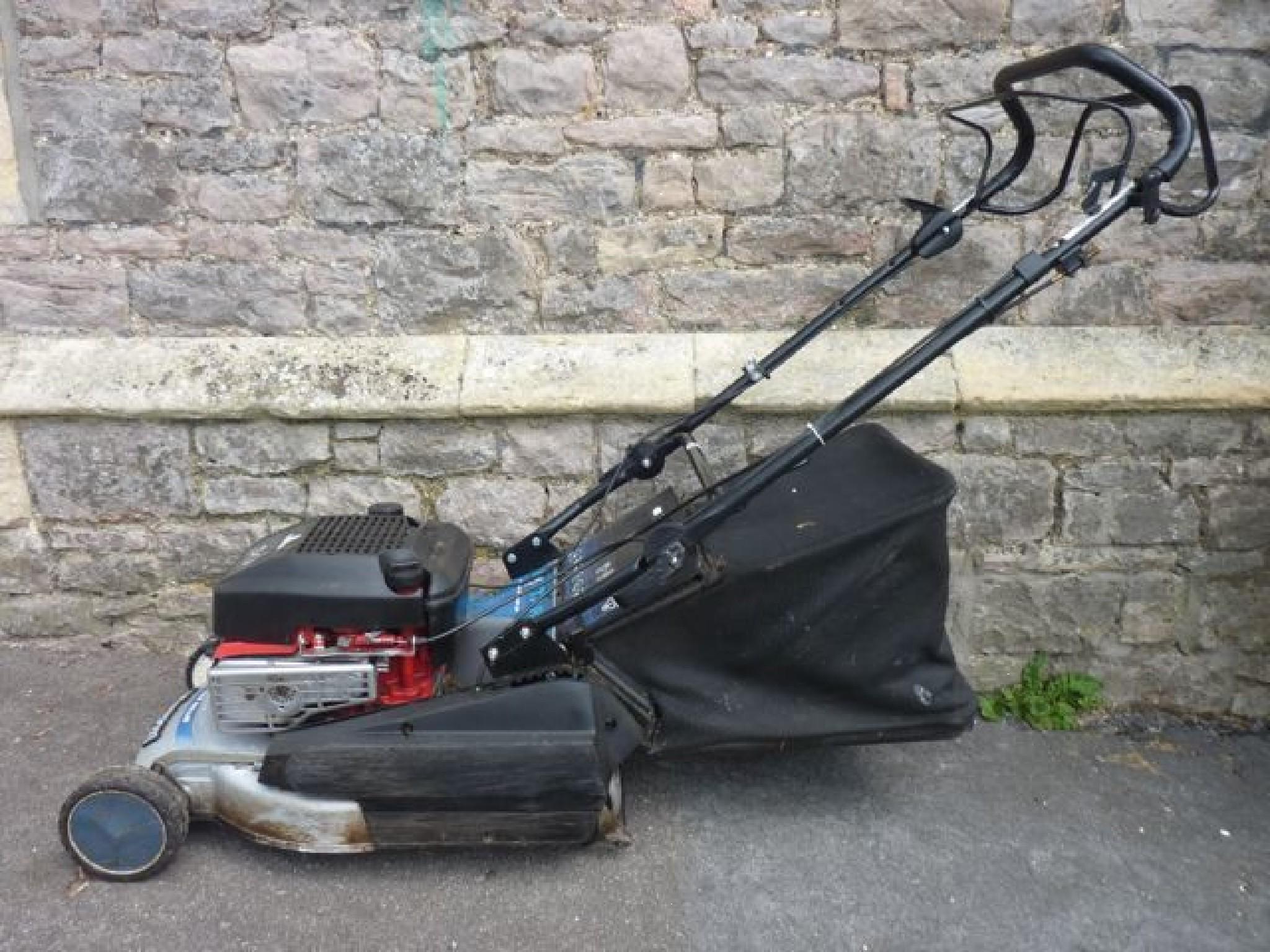 Appraisal: A Masport Rotarolar rear roller SP lawn mower with Briggs