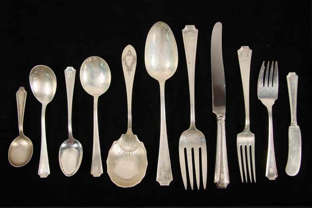 Appraisal: PC CASED STERLING SILVER FLATWARE - Set of Gorham Sterling