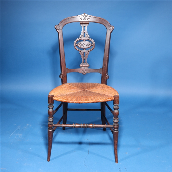 Appraisal: Antique American wooden chair from the turn of the th