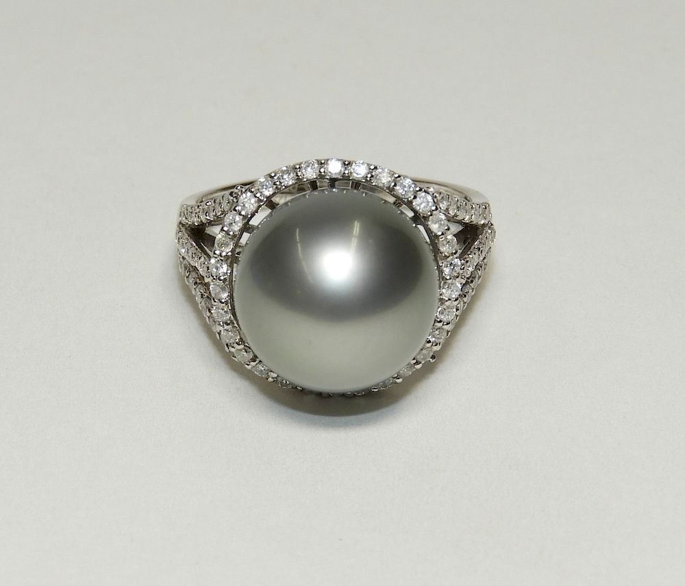 Appraisal: K White Gold Tahitian Pearl Diamond Lady's Ring Orianne Collins