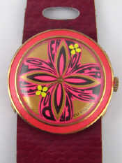 Appraisal: An Old England watch with floral design dial and hands