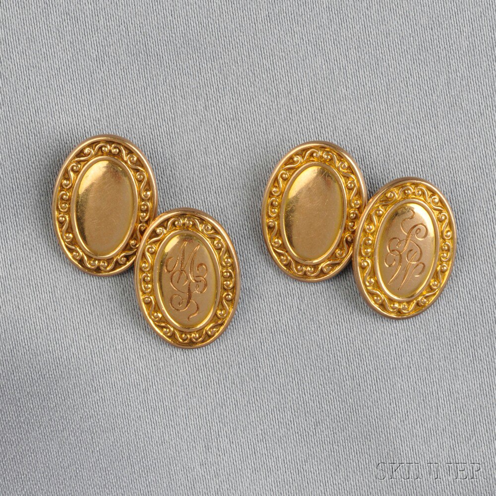 Appraisal: Edwardian kt Gold Cuff Links each double link with scrolling