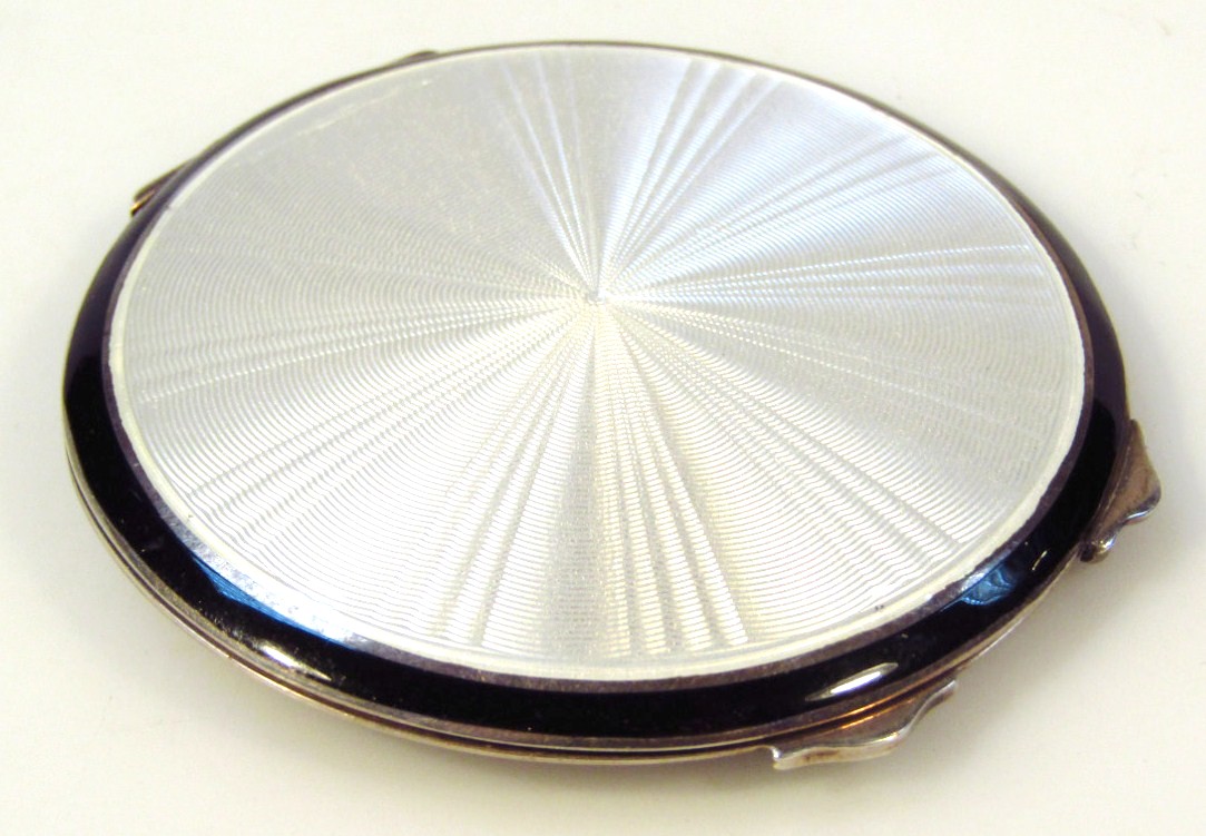 Appraisal: George VI silver powder compact by The Adie Brothers with