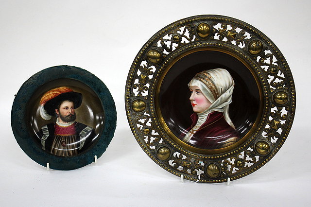 Appraisal: A TH CENTURY CONTINENTAL PORCELAIN PLATE with a handpainted portrait