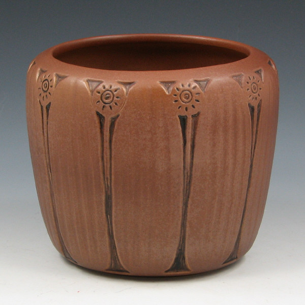 Appraisal: UND School of Mines Ruth Schnell Vase - Mint UND