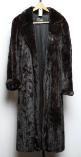 Appraisal: Ladies Mink Trench Coat Of natural Ranch color the lined