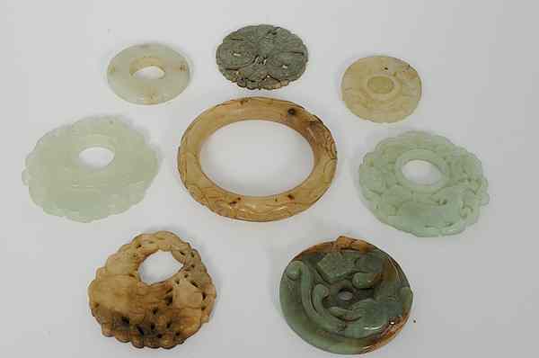 Appraisal: Collection of Chinese Jade and Hardstone Carvings Includes a hardstone