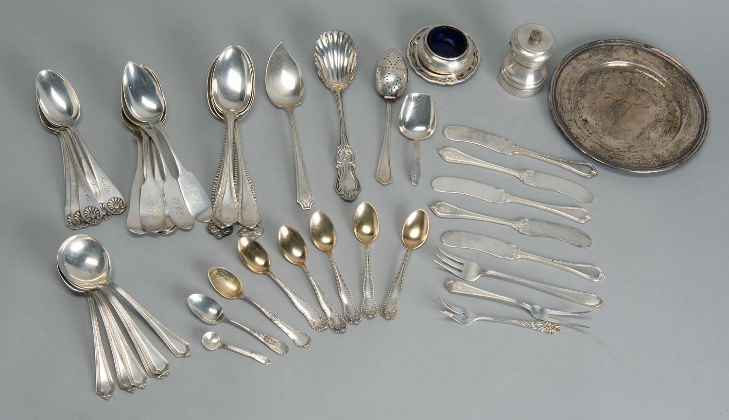 Appraisal: FIFTY PIECES OF AMERICAN SILVER FLATWARE AND HOLLOWWARE By various