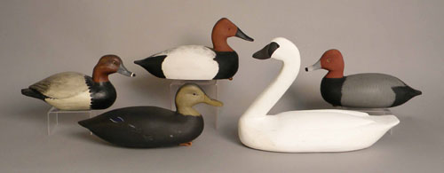 Appraisal: Group of five duck decoys th c to include canvasback