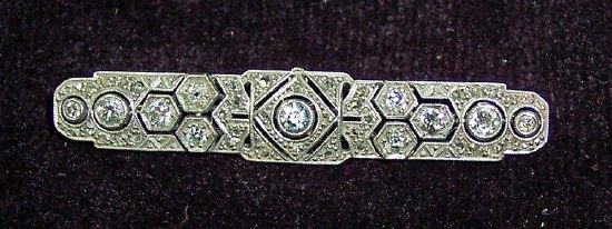 Appraisal: An Art Deco rectangular diamond bar brooch platinum mounted