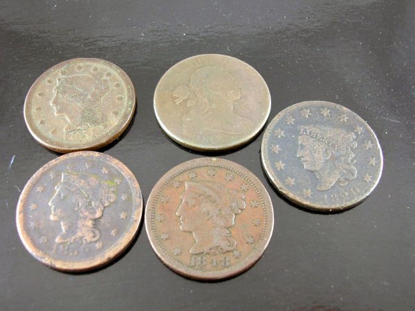 Appraisal: Five large cents to include an large cent G-VG with