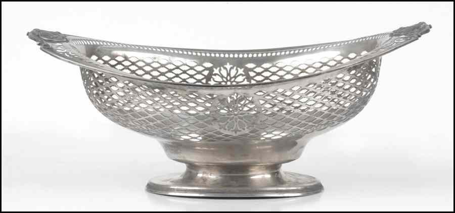 Appraisal: GORHAM STERLING SILVER PEDESTAL BOWL Comprised of a filigree oval