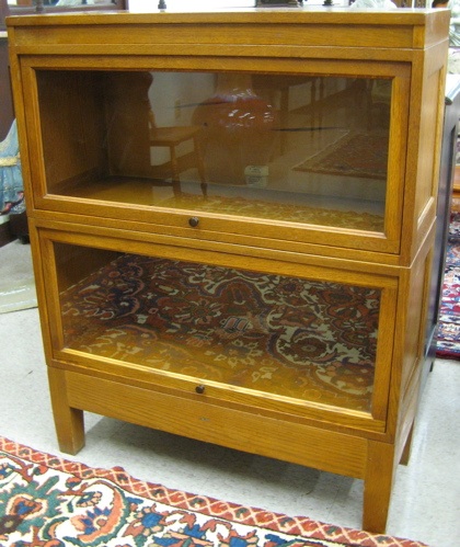 Appraisal: A STACKING OAK BOOKCASE The Globe-Wenicke Co Ohio c 's