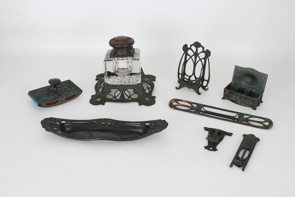 Appraisal: Bronze Art Nouveau Reed and Barton Desk Set Bronze Art