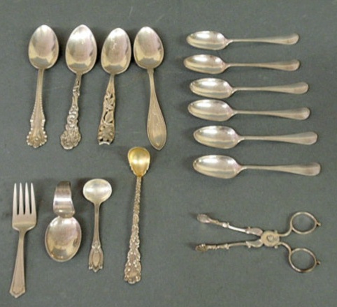 Appraisal: Six Peter Bennett London silver teaspoons c and pair Henry