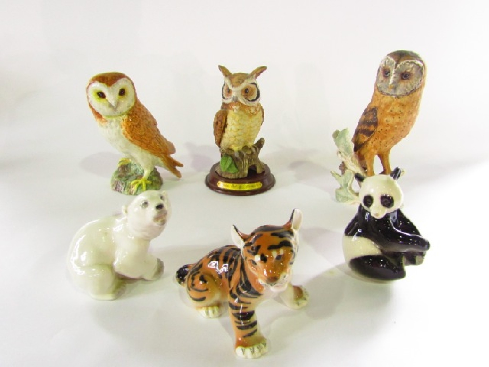 Appraisal: A Beswick model of a barn owl with impressed number