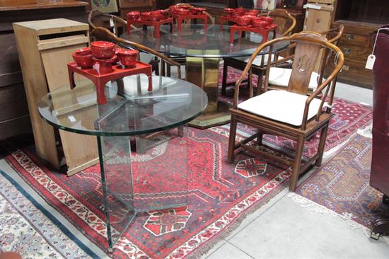 Appraisal: MODERN TABLE Clear glass having a round top resting on