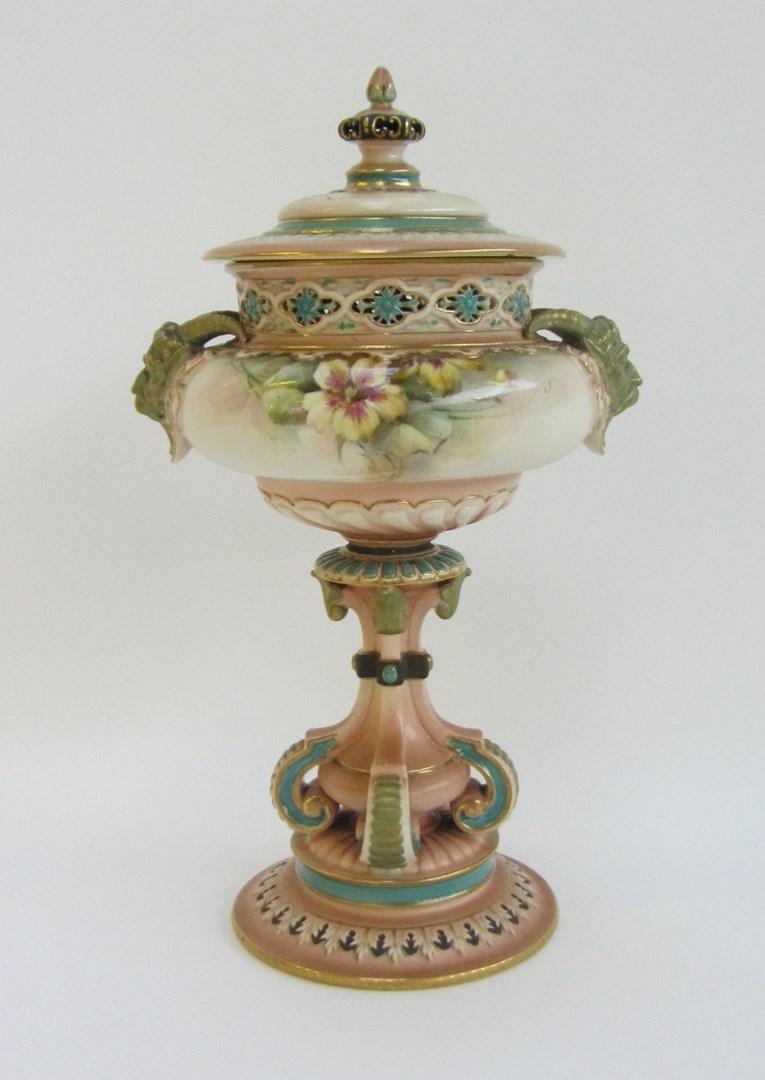 Appraisal: A Hadley's Worcester pot pourri vase and cover circa the