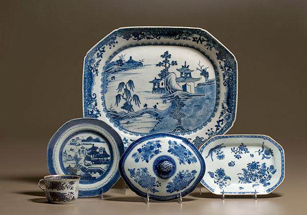 Appraisal: CHINESE EXPORT CANTON PLATTER PLUS ca - Five pieces to