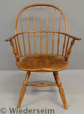 Appraisal: Sack-back Windsor armchair early th c with baluster turned arm