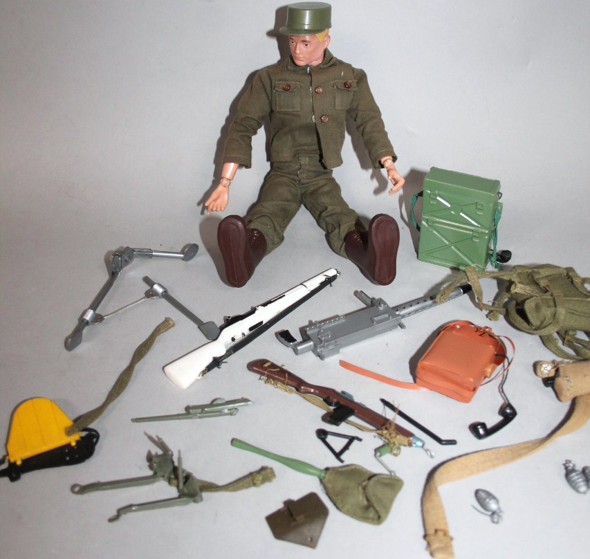 Appraisal: A Palitoy Action Man and various accessories