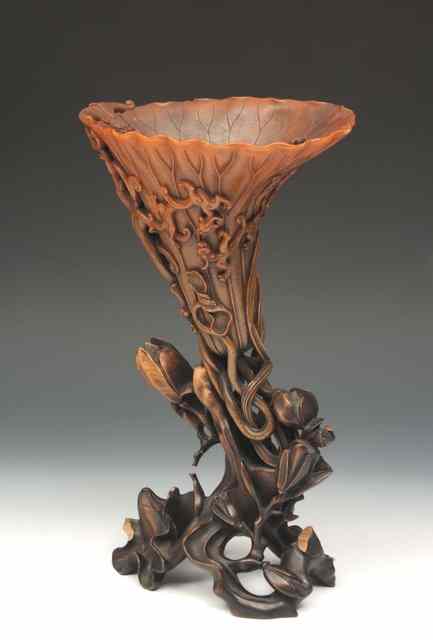 Appraisal: From a Gloucestershire Private VendorA CHINESE CARVED RHINOCEROS HORN LOTUS