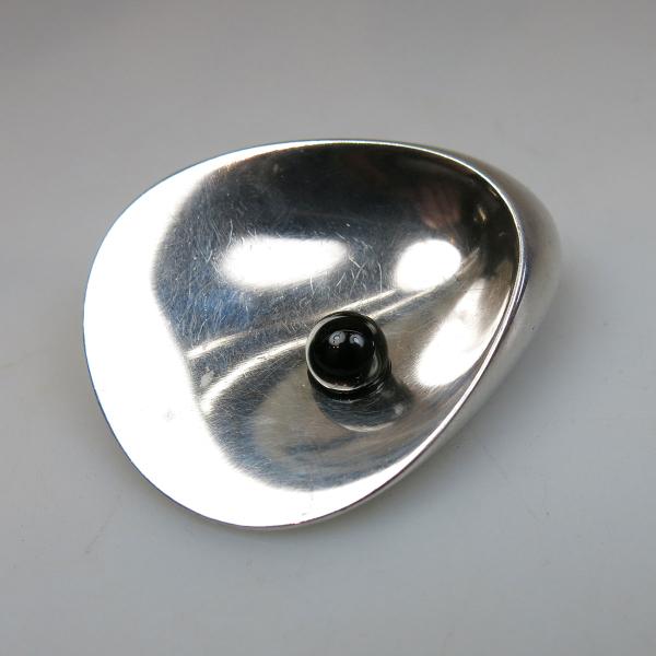 Appraisal: Georg Jensen Danish Sterling Silver Brooch set with an onyx