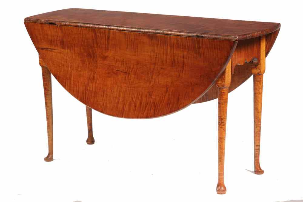 Appraisal: QUEEN ANNE DROP LEAF TABLE - Queen Anne Drop Leaf