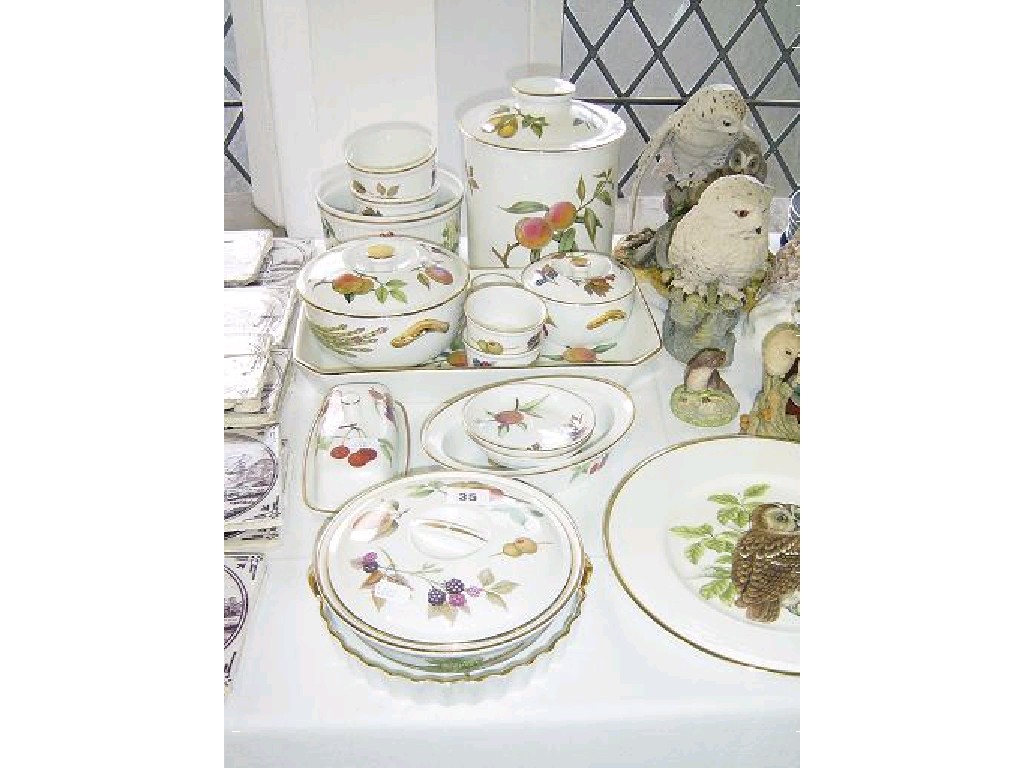 Appraisal: A collection of Royal Worcester Evesham pattern oven-to-table wares including