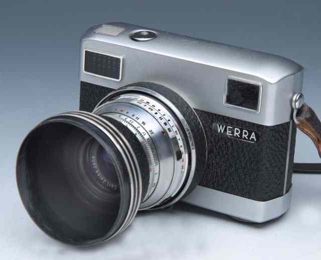 Appraisal: A WERRAMATIC CAMERA ZEISS GENER TESSARD lens together with a