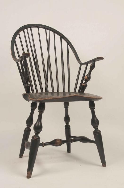 Appraisal: Continuous Arm Windsor Chiar Black painted continuous arm Windsor chair