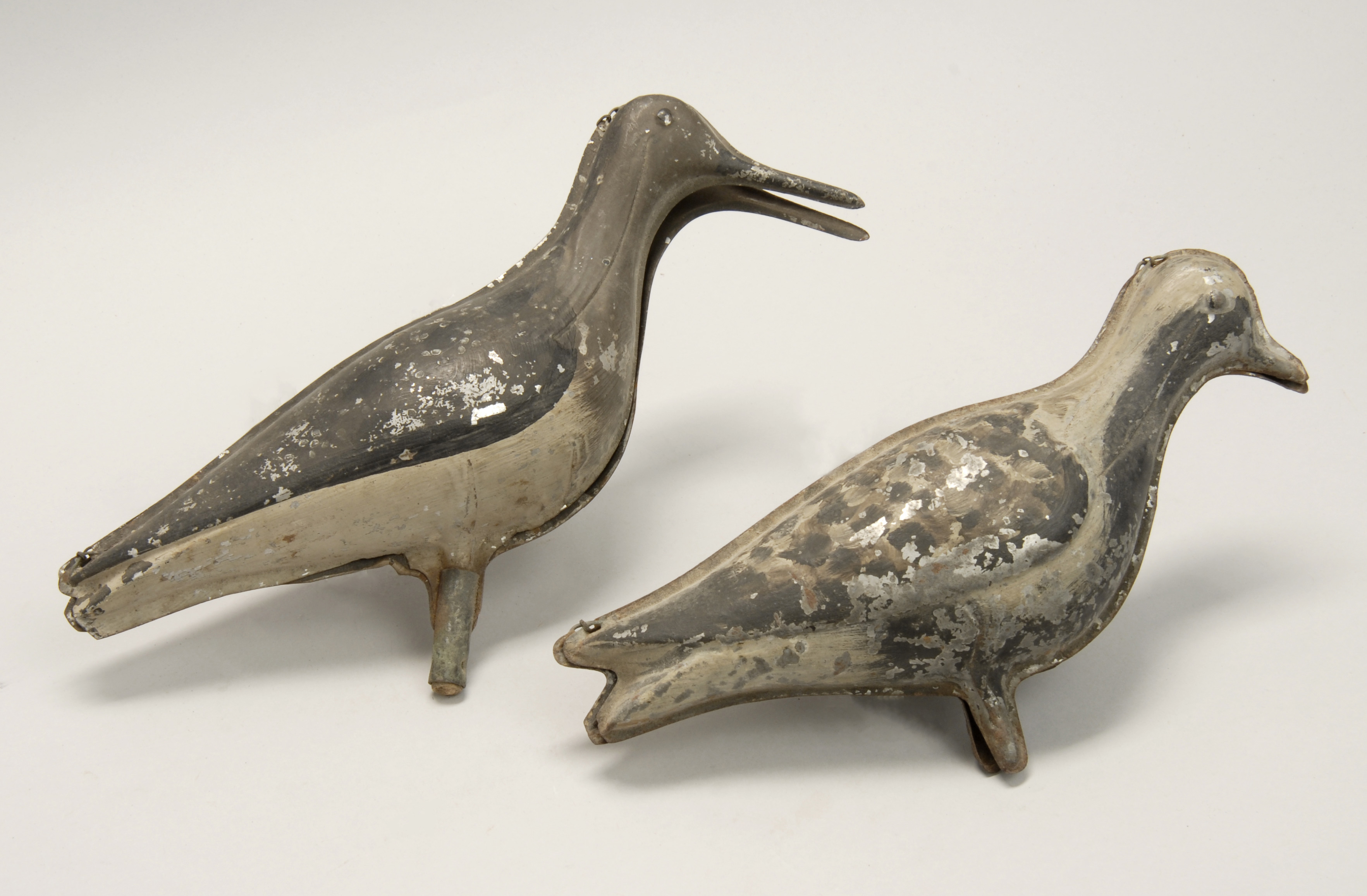 Appraisal: TWO TIN SHOREBIRD DECOYS A yellowlegs and a black-bellied plover