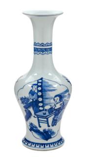 Appraisal: A Blue and White Porcelain Vase A Blue and White