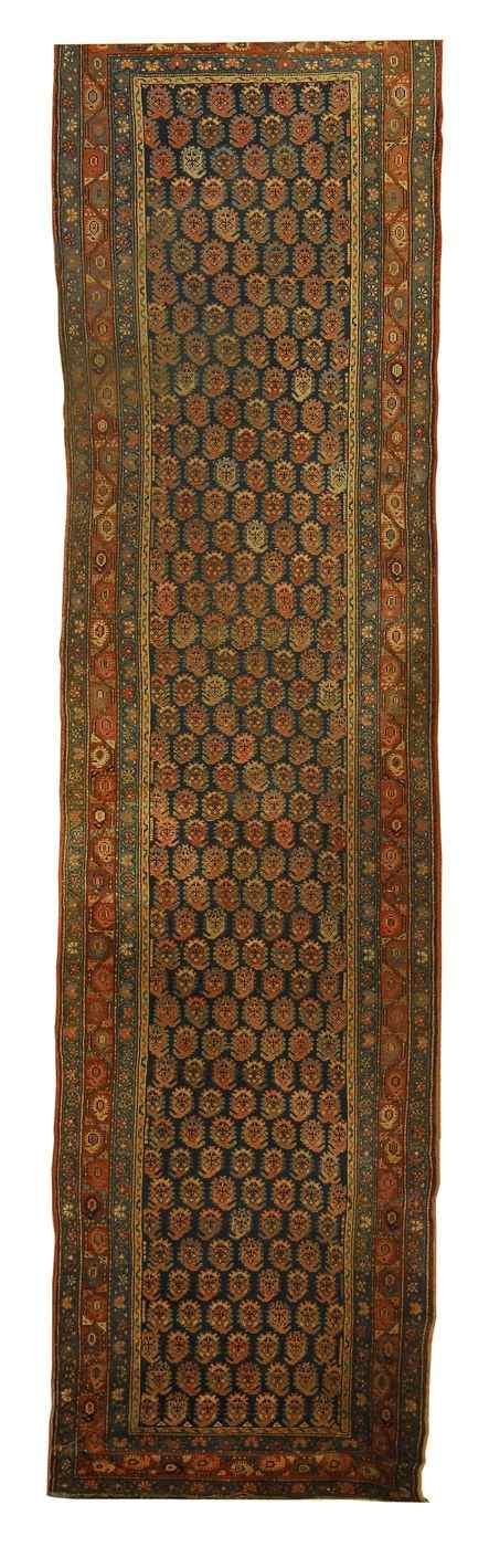 Appraisal: ORIENTAL RUG KURD HAMADAN ' x ' '' Multiple rows