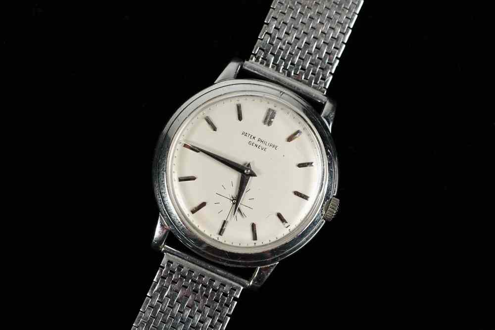 Appraisal: GENT'S WRISTWATCH - Vintage K white gold round head Patek