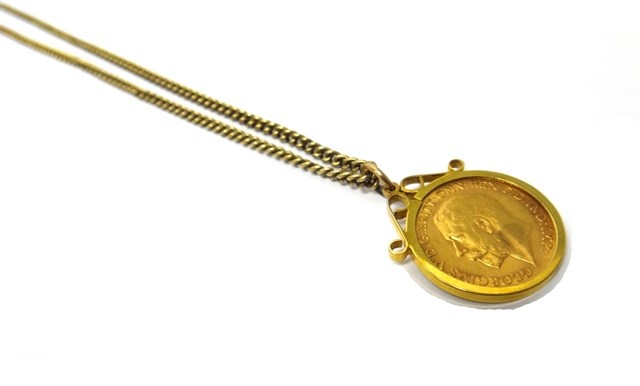 Appraisal: A George V half sovereign in a ct gold pendant