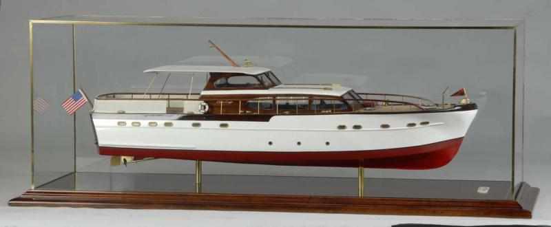 Appraisal: -Feet Chris Craft Cruiser Model Built by R Smolka Plank-on-frame